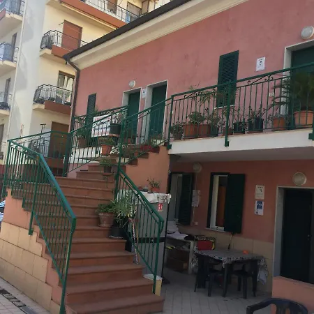 Vakantiehuis Mare Blu 1 Piano Con Terrazzo *