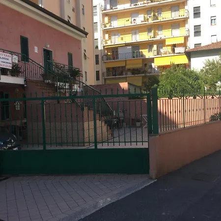 Mare Blu 1 Piano Con Terrazzo Vakantiehuis Ventimiglia