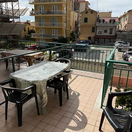 Mare Blu 1 Piano Con Terrazzo Holiday home *