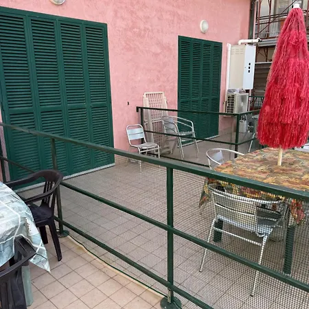 Mare Blu 1 Piano Con Terrazzo * 벤티밀리아