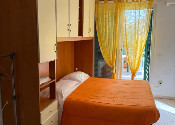 Mare Blu 1 Piano Con Terrazzo Vakantiehuis