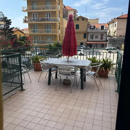 Mare Blu 1 Piano Con Terrazzo Ventimiglia
